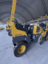 XCMG Official High Quality Light Compacting Equipment XD140VT Road Roller with Double Drum